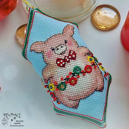 Mister Pig Candy Embroidery pattern