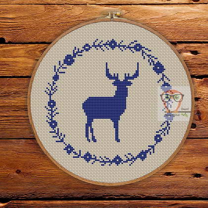 Free Christmas cross stitch pattern Scandinavian Reindeer silhouette