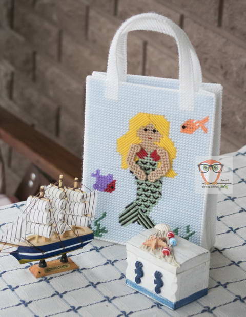 Easy plastic canvas pattern purse Mermaid for beginners