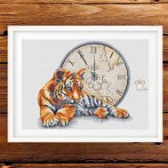 Tiger & Clock cross stitch pattern