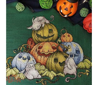 Funny Pumpkin Halloween cross stitch design