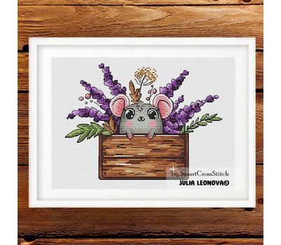 Mouse in Lavender Free cross stitch pattern