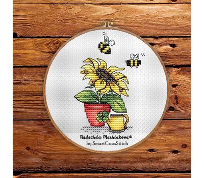 Sunflower and Bees cross stitch pattern