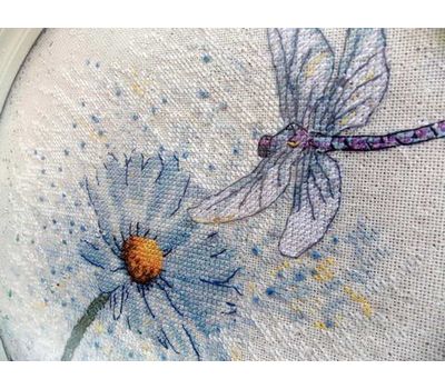 {en:Daisy cross stitch pattern Dragonfly;}