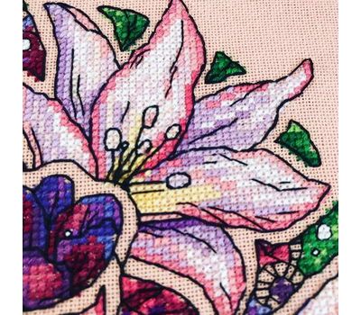 Flower cross stitch pattern  Lilly}
