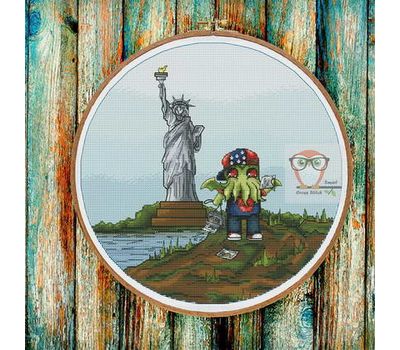 Funny round cross stitch pattern Cthulhu in US}