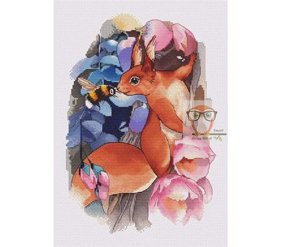 Squirrel and Bee Cross stitch pattern white canvas